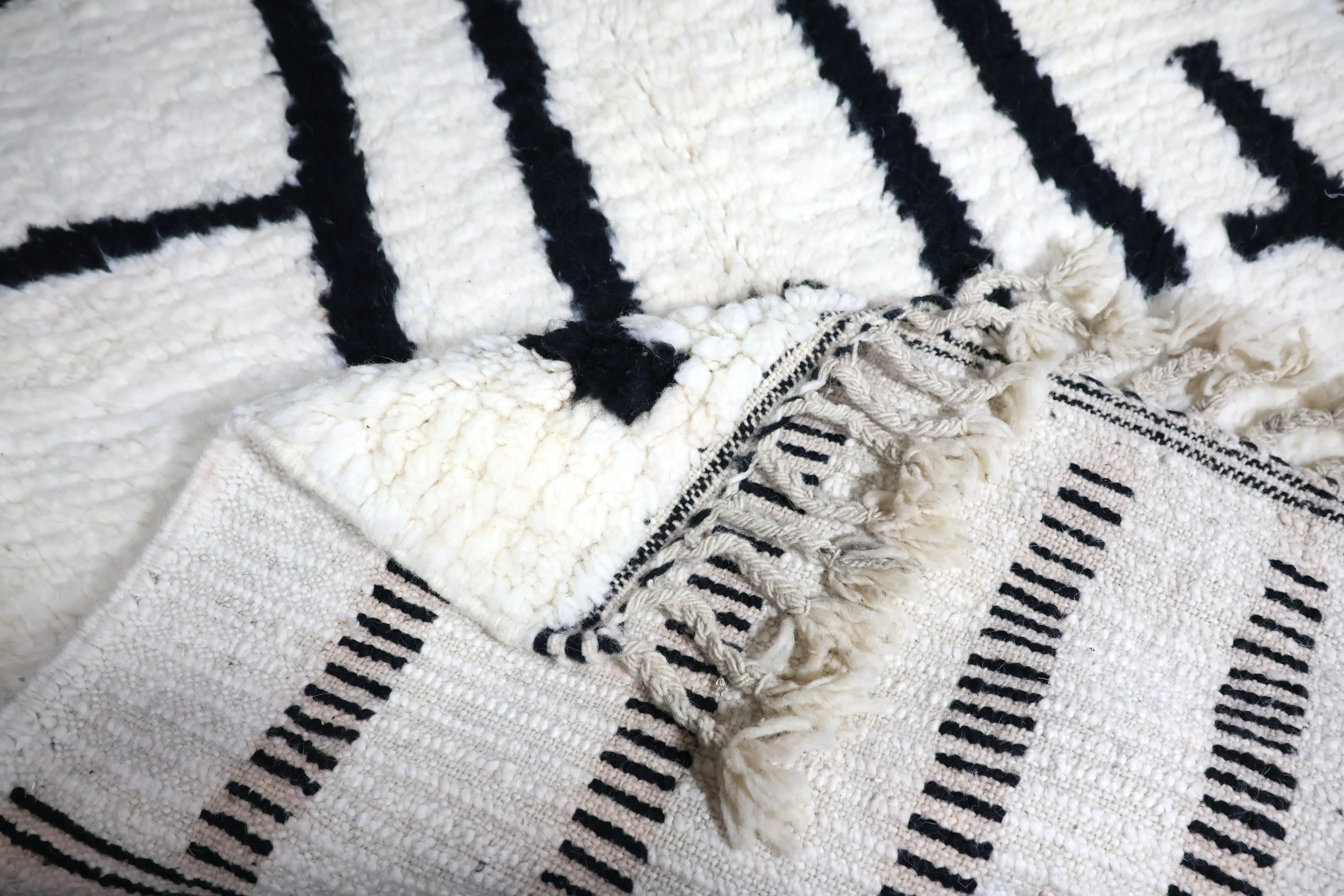Tapis berbère Beni Ouarain — Grille Graphique vue 3