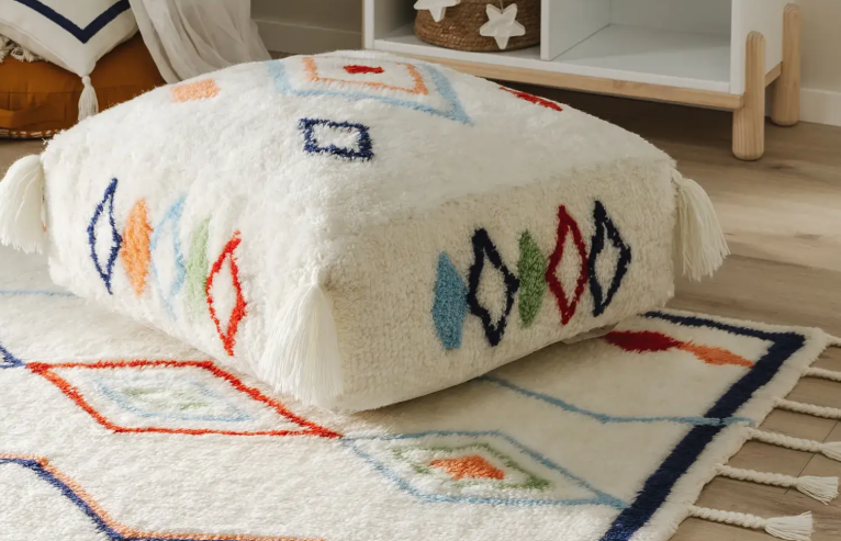 Pouf berbère en laine fait main (60x60 cm)