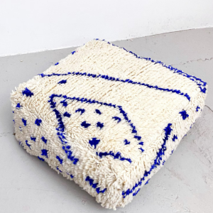Pouf berbère en laine fait main (60x60 cm)